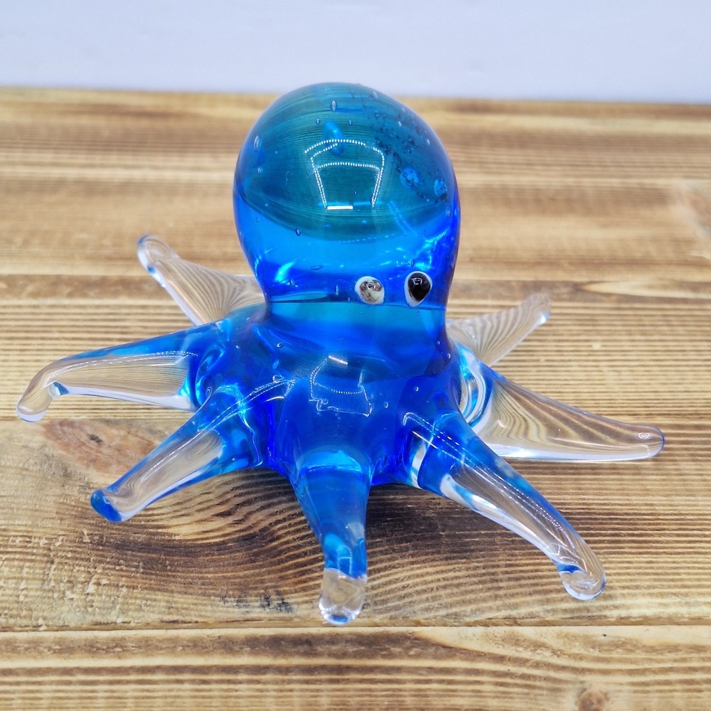 Art Glass Blue  Octopus ~ Beach Decor~‎ Paperweight Derpy Lovable